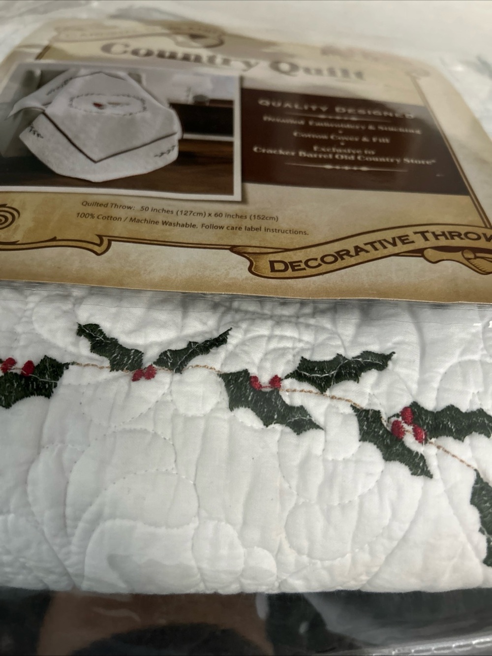 Vtg Cracker Barrel 100%White Quilt Cardinal & ivy & berries Embroidery - Picture 5 of 8